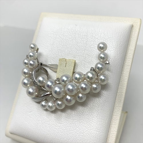 アコヤ真珠 ブローチ　B-68