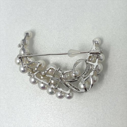 アコヤ真珠 ブローチ　B-68