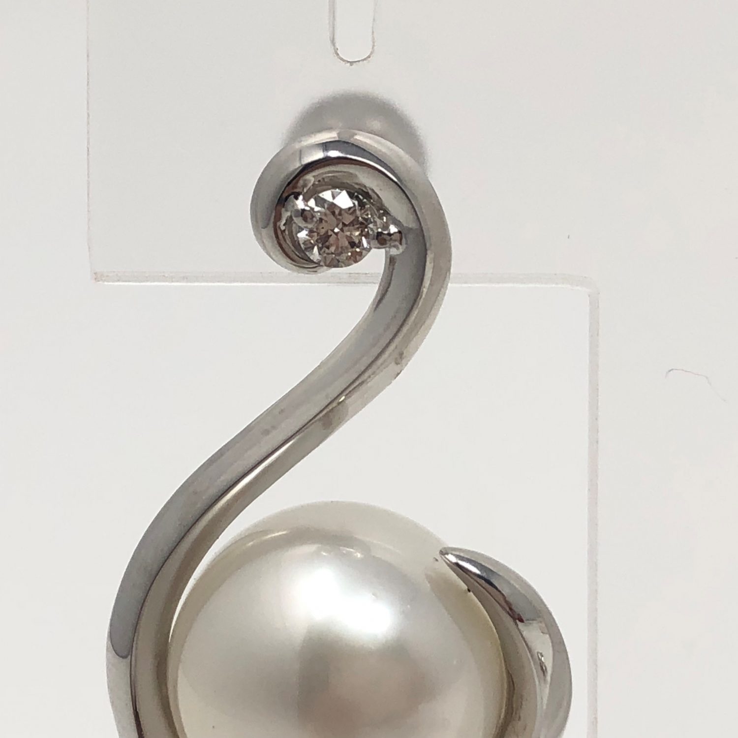 雫・南洋真珠 ピアス E-30