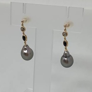 黒蝶真珠ピアス　E-337