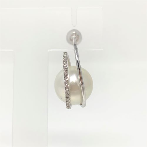 白蝶真珠ピアス E-78