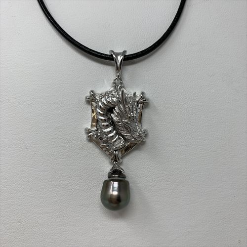 黒蝶真珠ペンダント　P-144